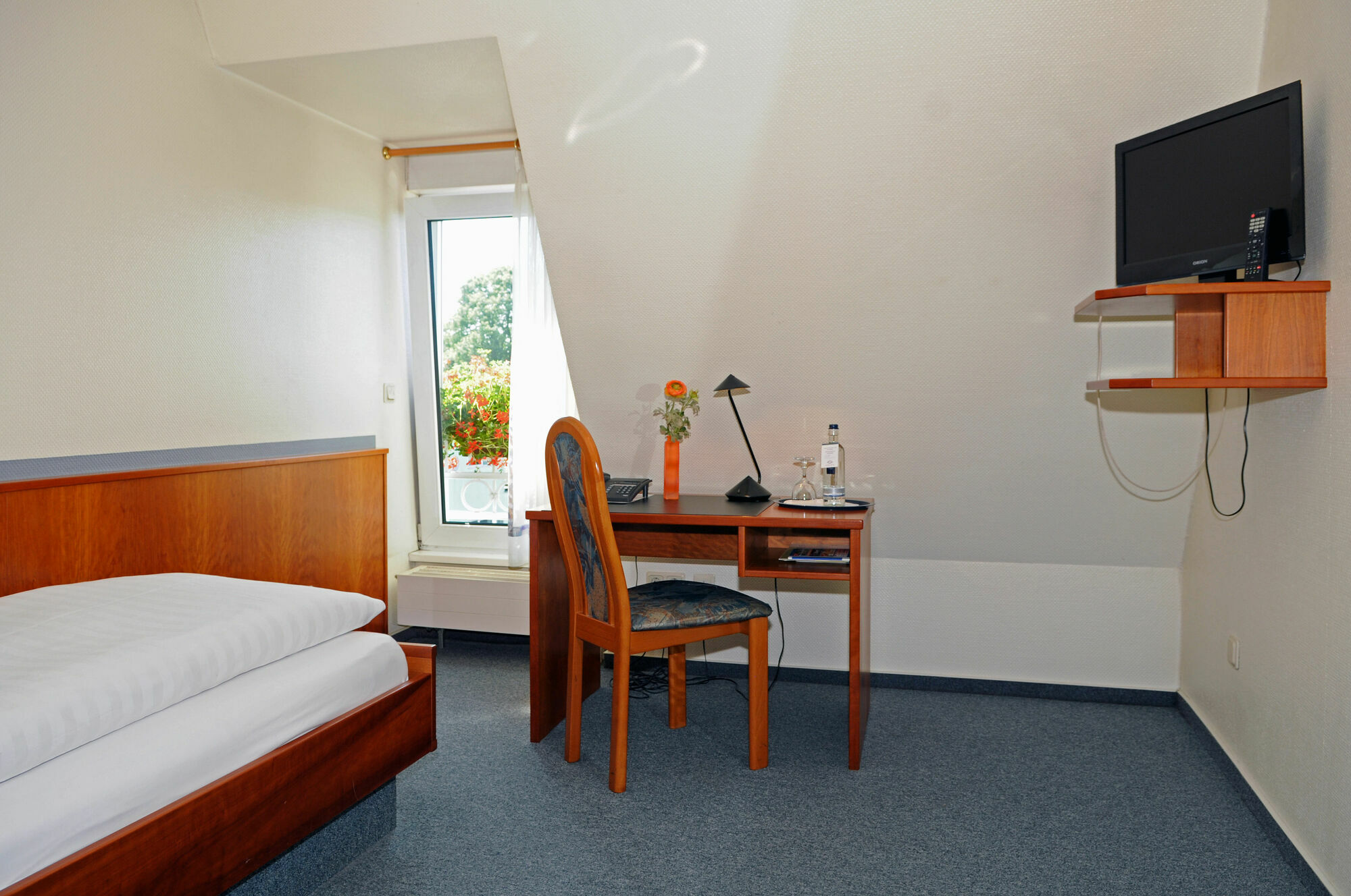 Hotel-Restaurant Thomsen Delmenhorst Extérieur photo